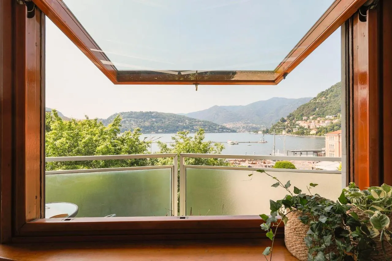 Piazza Cavour Lake View - By Myhomeincomo Italy